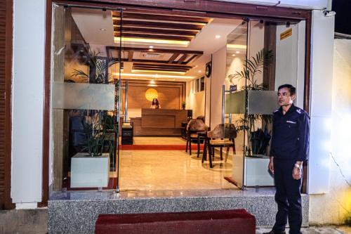 Hotel Mega & Apartment – Kathmandu, VA