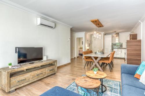 บริการและสิ่งอำนวยความสะดวก, Hanami Puerto Alto PA 3-1 in ปวยร์โต เด เอสเตโปนา