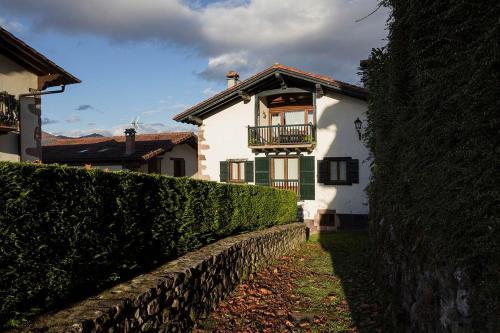 . Casa Rural Senperenea I Landetxea