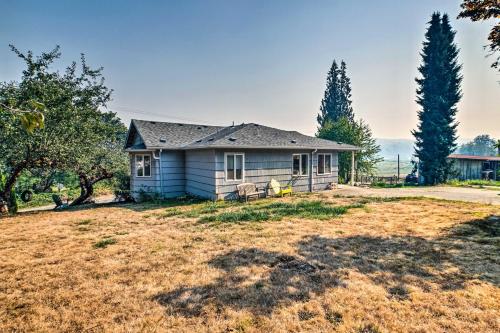 Near Snoqualmie River! Cozy Home in Rural Setting in Union Hill-Novelty Hill (WA)
