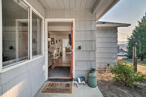 Near Snoqualmie River! Cozy Home in Rural Setting in Union Hill-Novelty Hill (WA)