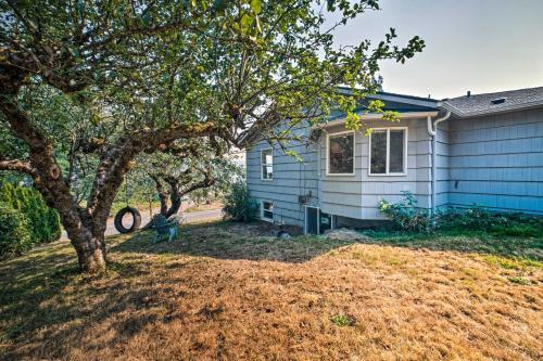 Near Snoqualmie River! Cozy Home in Rural Setting in Union Hill-Novelty Hill (WA)
