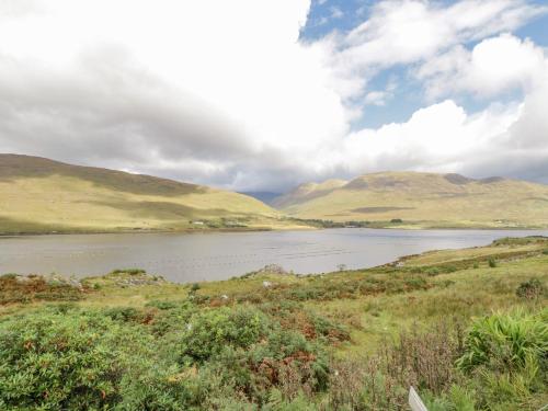 Roundstone Connemara - main image
