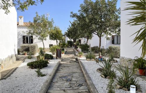 Viesnīcas āriene, Stunning Home In El Coronil With Swimming Pool in El Coronil