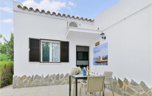 Viesnīcas āriene, Stunning Home In El Coronil With Swimming Pool in El Coronil
