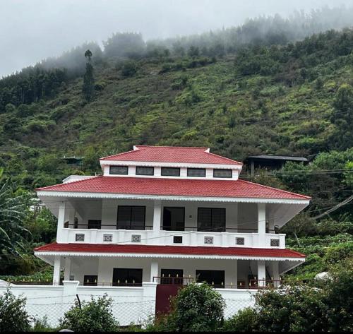 ATTUVAM VISTA
