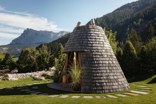 398765041 Hotel Cristallo - Wellness Mountain Living