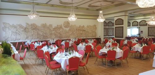 宴會廳, Hotel DREI SCHWANEN - Ristorante Due Fratelli in 海恩斯坦-埃恩斯塔爾