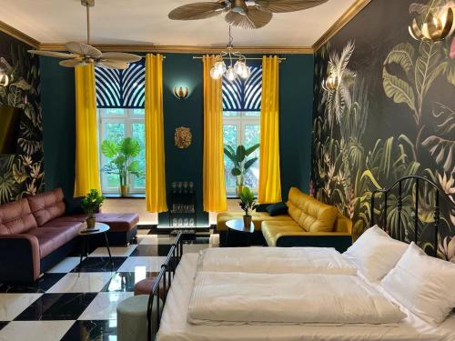 Jungle Apartments
