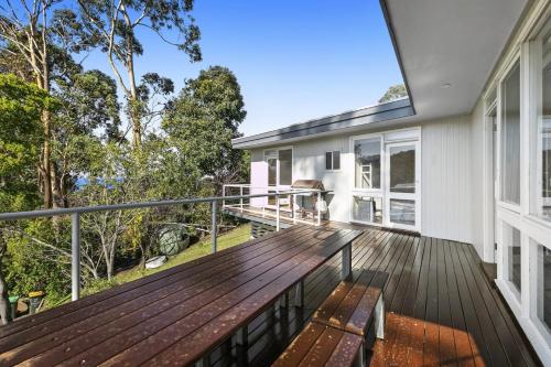 Lorne Escape, Lorne