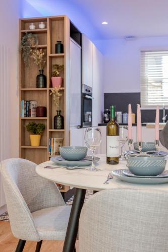 Beautiful 2 bedrooms split level Fulham Apartment, Londýn (fotografie 6)