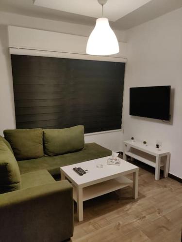 30 1-bedroom rental unite with Services nearby