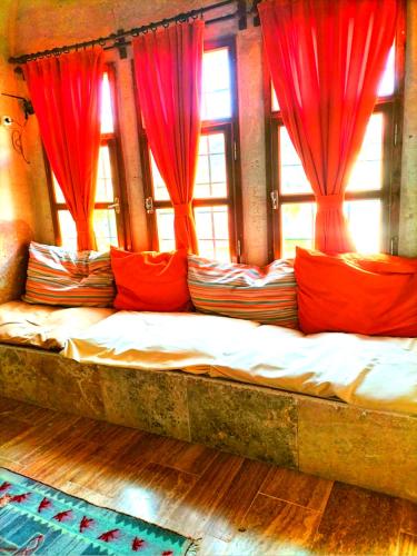 Cappadocia Cave House - image 3