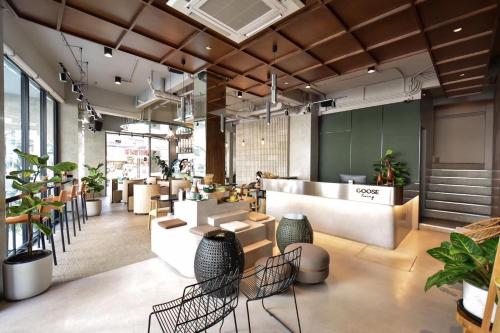 ล็อบบี้, กู๊ส ลีฟวิ่ง (Goose Living) near สถานีรถไฟฟ้าพระโขนง