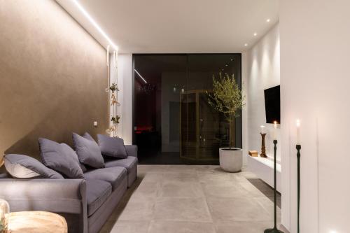 Nest House & Relax 3