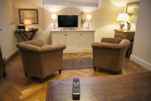 B&B De Schiedamse Suites - Tap to explore photos