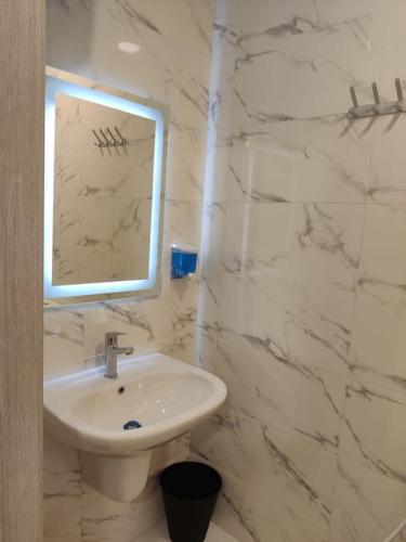 (41)m luxury room royal view near all services photo