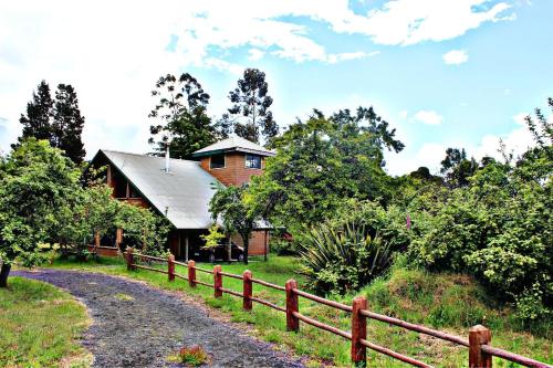 Cabanas de Monasterio - Puerto Clocker