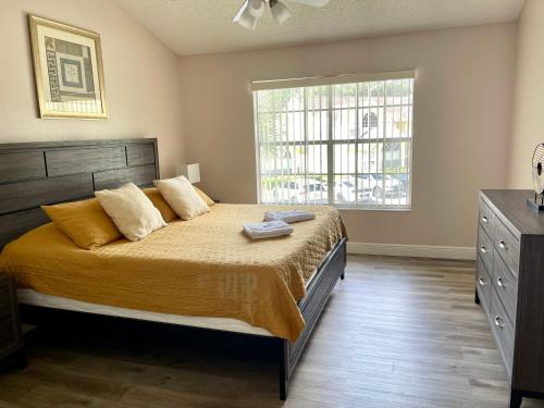 Spectacular Luxury Apartment close Disney - image 10