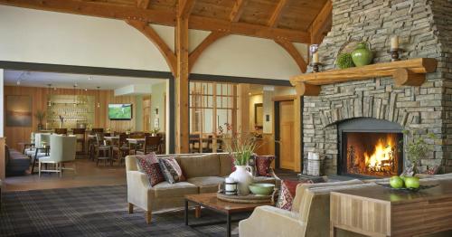 Bar/Bekleme Salonu, Green Mountain Suites Hotel in So Burlington