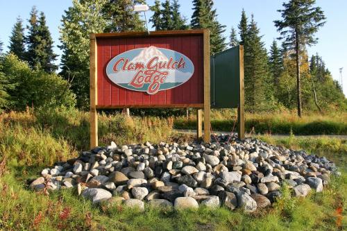 Clam Gulch Lodge