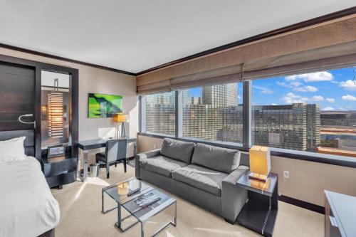 VDARA Beautiful suite on 22nd FLR Free Valet parking, Las Vegas (photo 11)