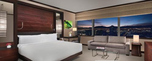 VDARA Beautiful suite on 22nd FLR Free Valet parking, Las Vegas (photo 6)