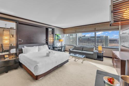 VDARA Beautiful suite on 22nd FLR Free Valet parking, Las Vegas (photo 5)
