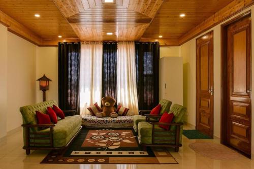 4-bedroom luxury villa near Kasauli