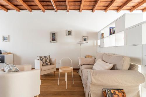 Uriel Suite Apartment