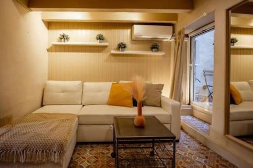 Lovely Coquette loft, heart of cuitat vella El Carmen Valencia, Valencia (foto 10)