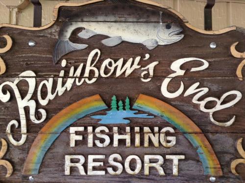 Rainbows End Fishing Resort – khách sạn tại Lakeside