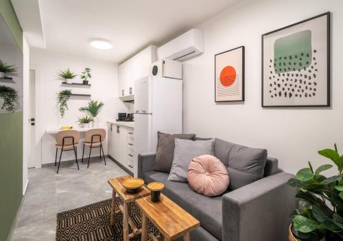 Mr. Agrippa - By TLV2GO Room Type - One Bedroom Apartment with English Basement Mr. Agrippa - By TLV2GO Room Type - One Bedroom Apartment with English Basement