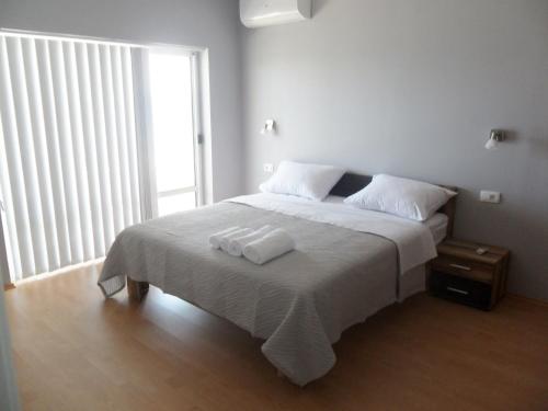 Beachside Apartments Znjan - main image