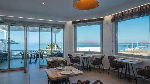 米科諾斯馬利洛斯度假村 (Manoulas Mykonos Beach Resort) in 阿吉歐尼斯