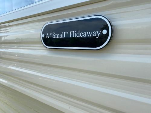 A 'Small' Hideaway, Pakefield (photo 3)