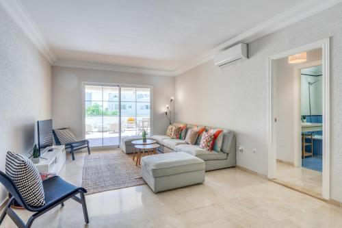 Two-Bedroom Apartment image 5