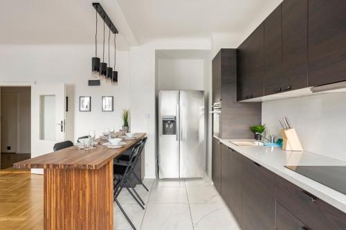  Zentrales, Helles & Modernes City-Apartment in Wien