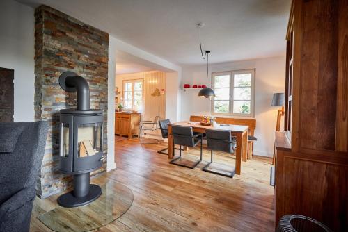 Ferienhaus Asten-Lodge in เลนเนแพลตเซอ