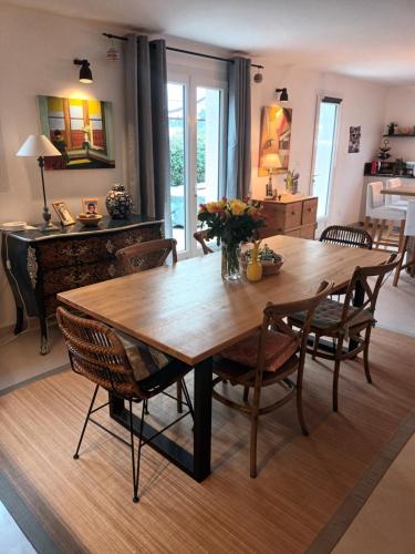 Jolie villa Lalou Côte d'Azur trois chambres (Jolie villa Lalou Cote d'Azur trois chambres) in Bellevue