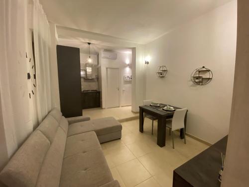 Civico 107 - Apartment with Private Parking, Quartu SantʼElena (zdjęcie 6)