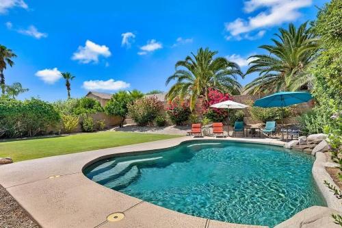 Amazing backyard, private pool, pool table, 5 beds, Scottsdale