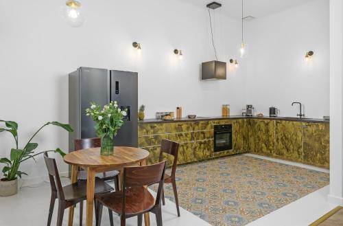 oompH Koszyki Luxurious Apartments, Varsovie (photo 8)