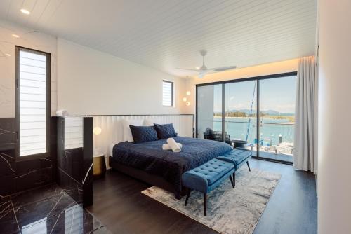 NEW! Dacha on Maggie No#2, Unrivaled Island Luxury