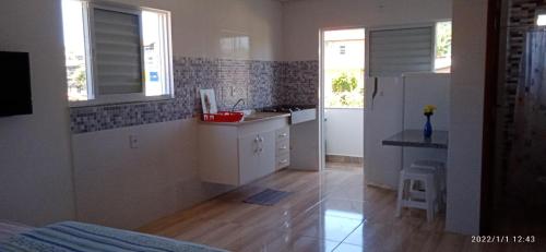 Caminho da Praia do Santinho in Santinho Beach