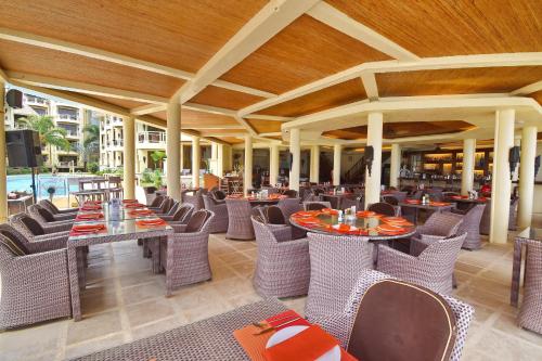 Restaurant, Ambassador in Paradise near Diniwid Beach
