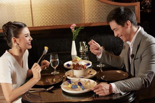 399037694 Crowne Plaza Vientiane by IHG
