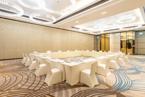 399037750 Crowne Plaza Vientiane by IHG