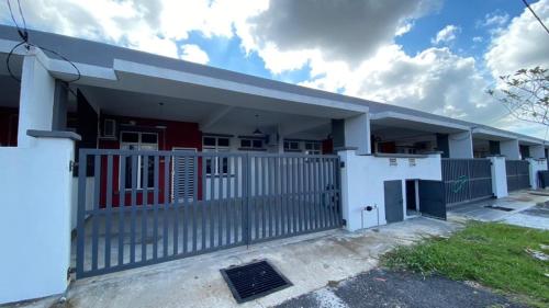 AR Homestay Bukit Kuang Kemaman in Kampung Bukit Kuang