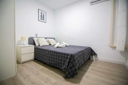 Apartamento con balcón cerca María Zambrano 4